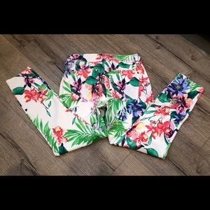 Hue Capri jeggings size small